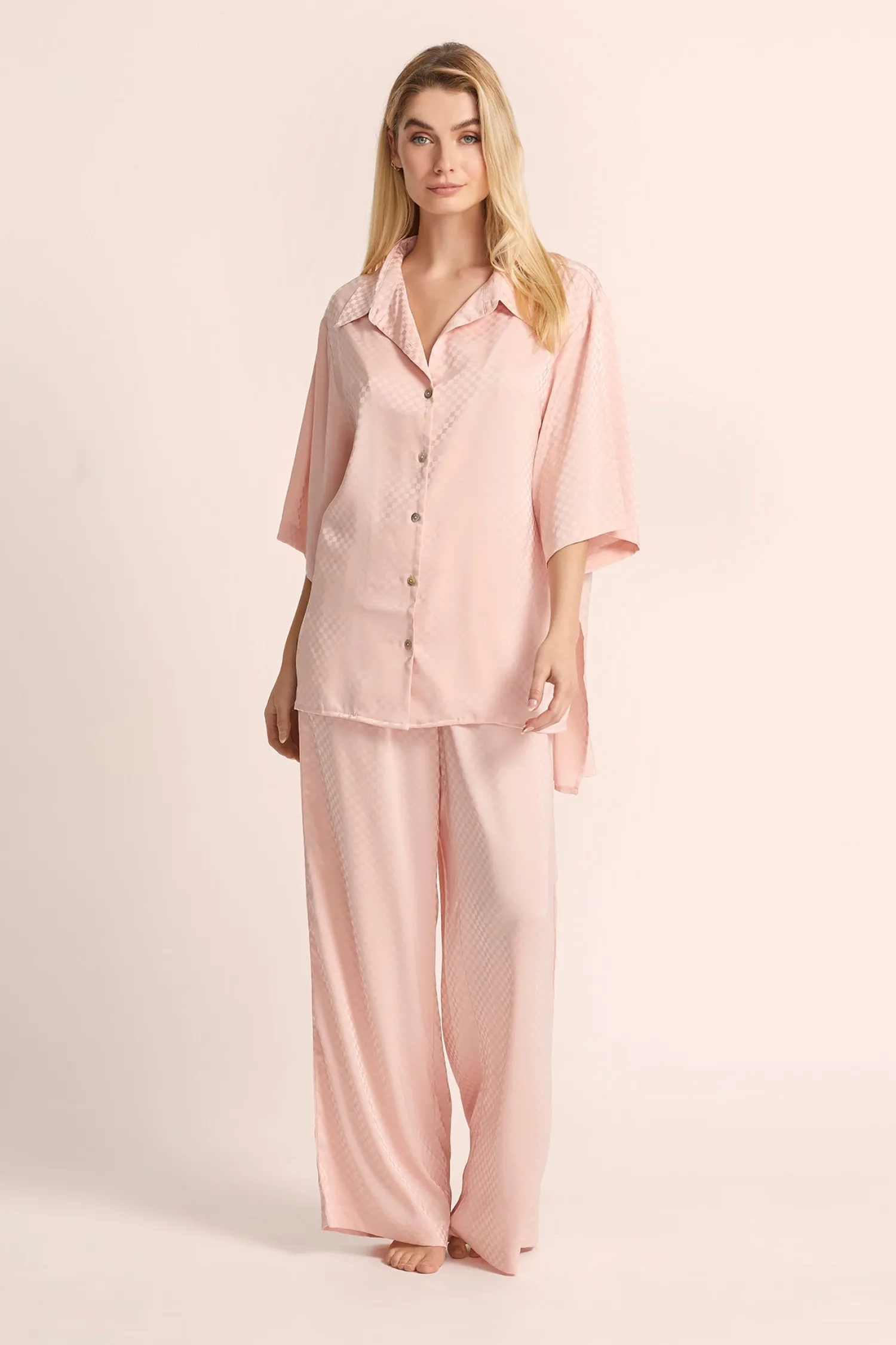Homebodii Gigi Relaxed Fit Lounge New