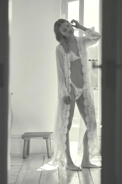 Homebodii Helena Robe Best