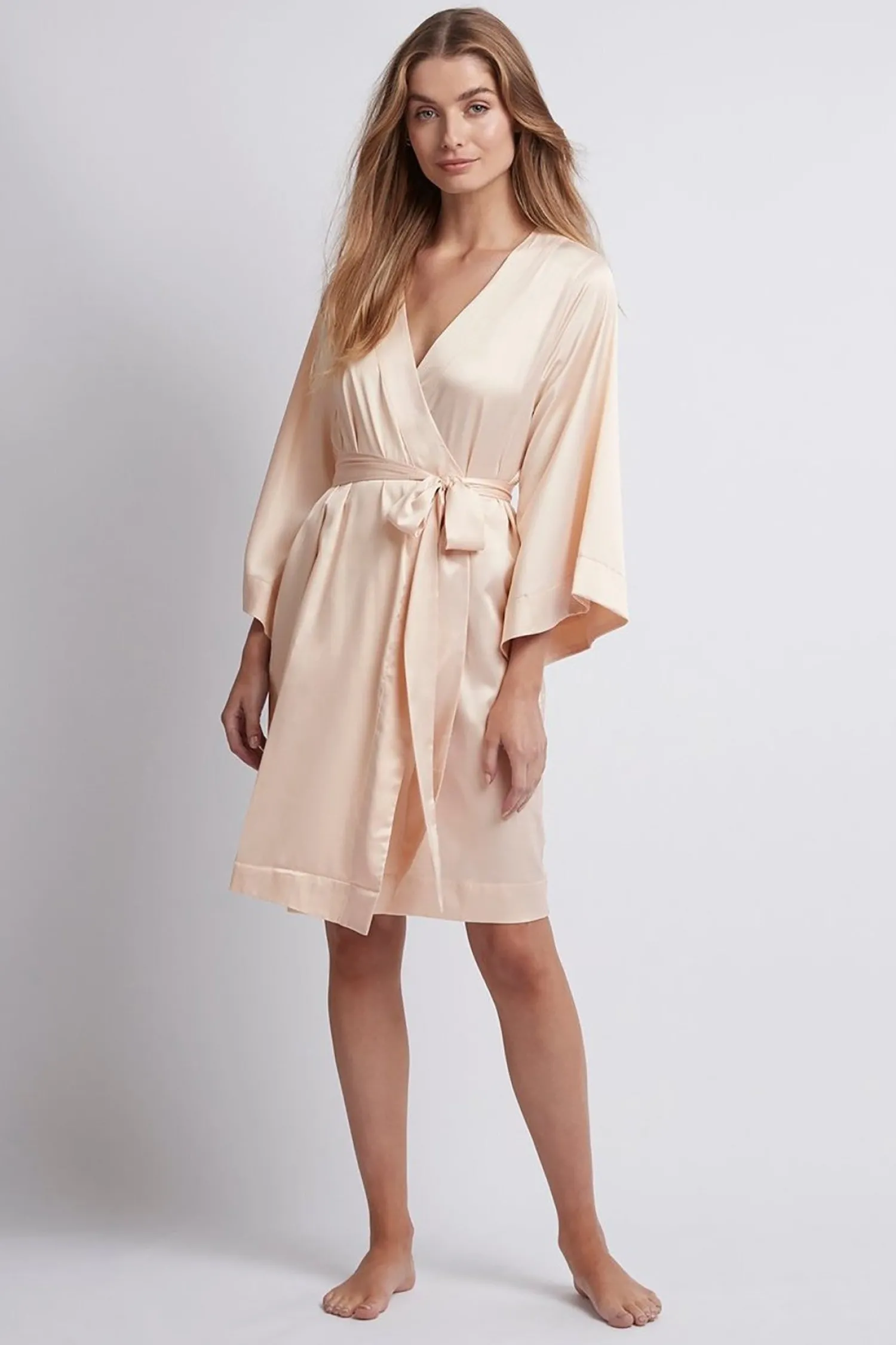 Homebodii Jasmine Short Robe Online