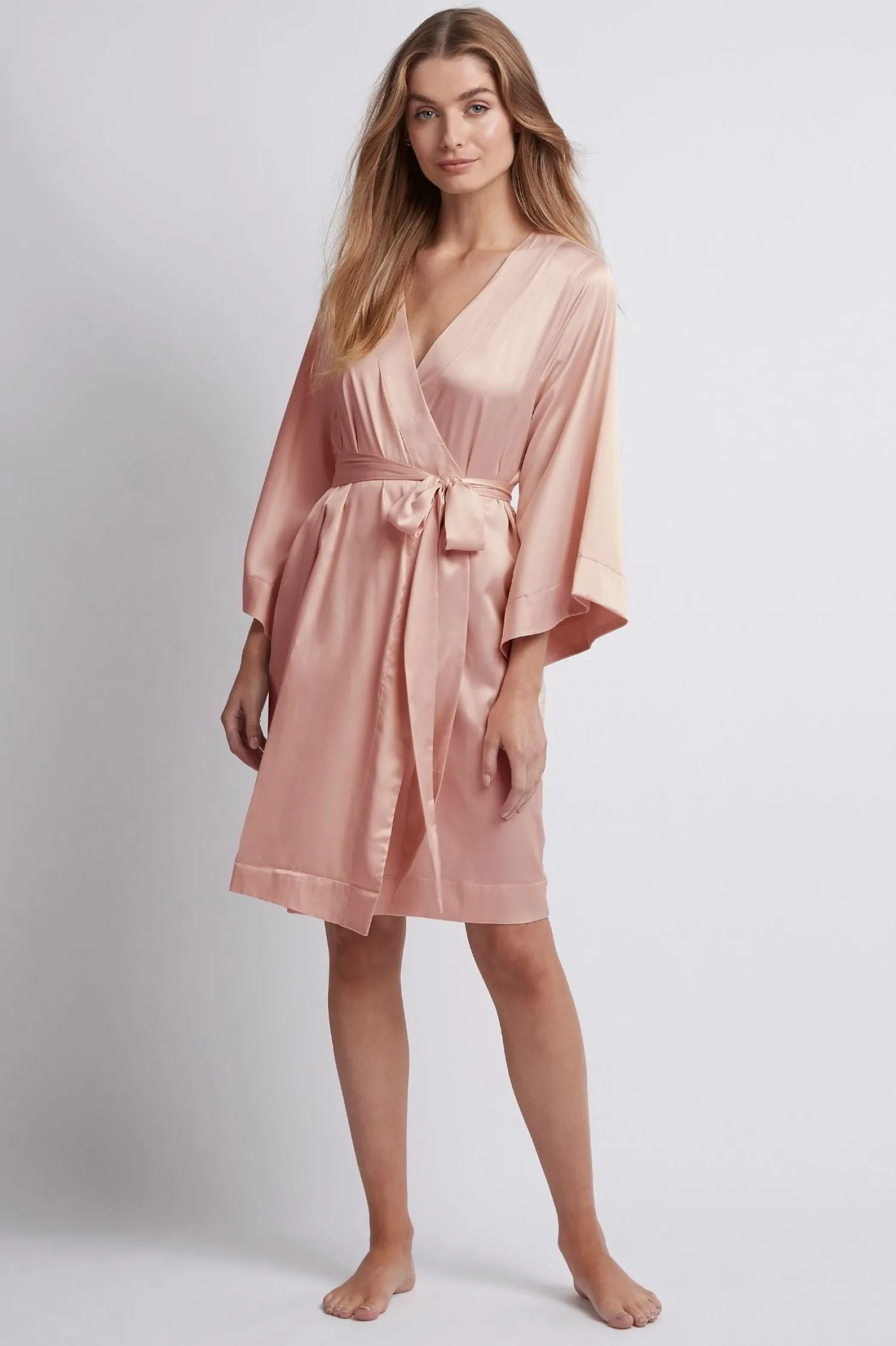 Homebodii Jasmine Short Robe Best
