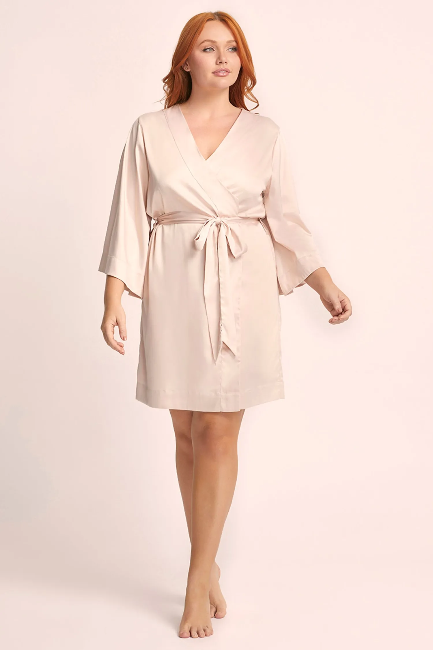 Homebodii Jasmine Short Robe Online