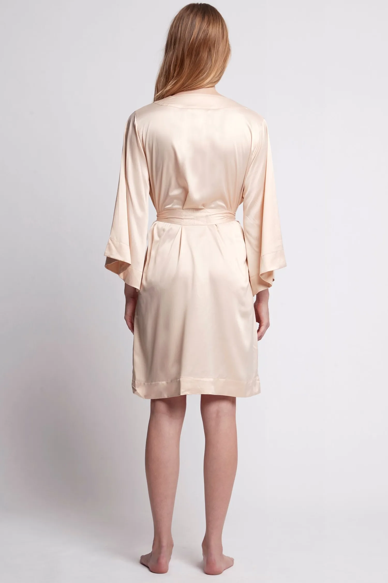 Homebodii Jasmine Short Robe Online