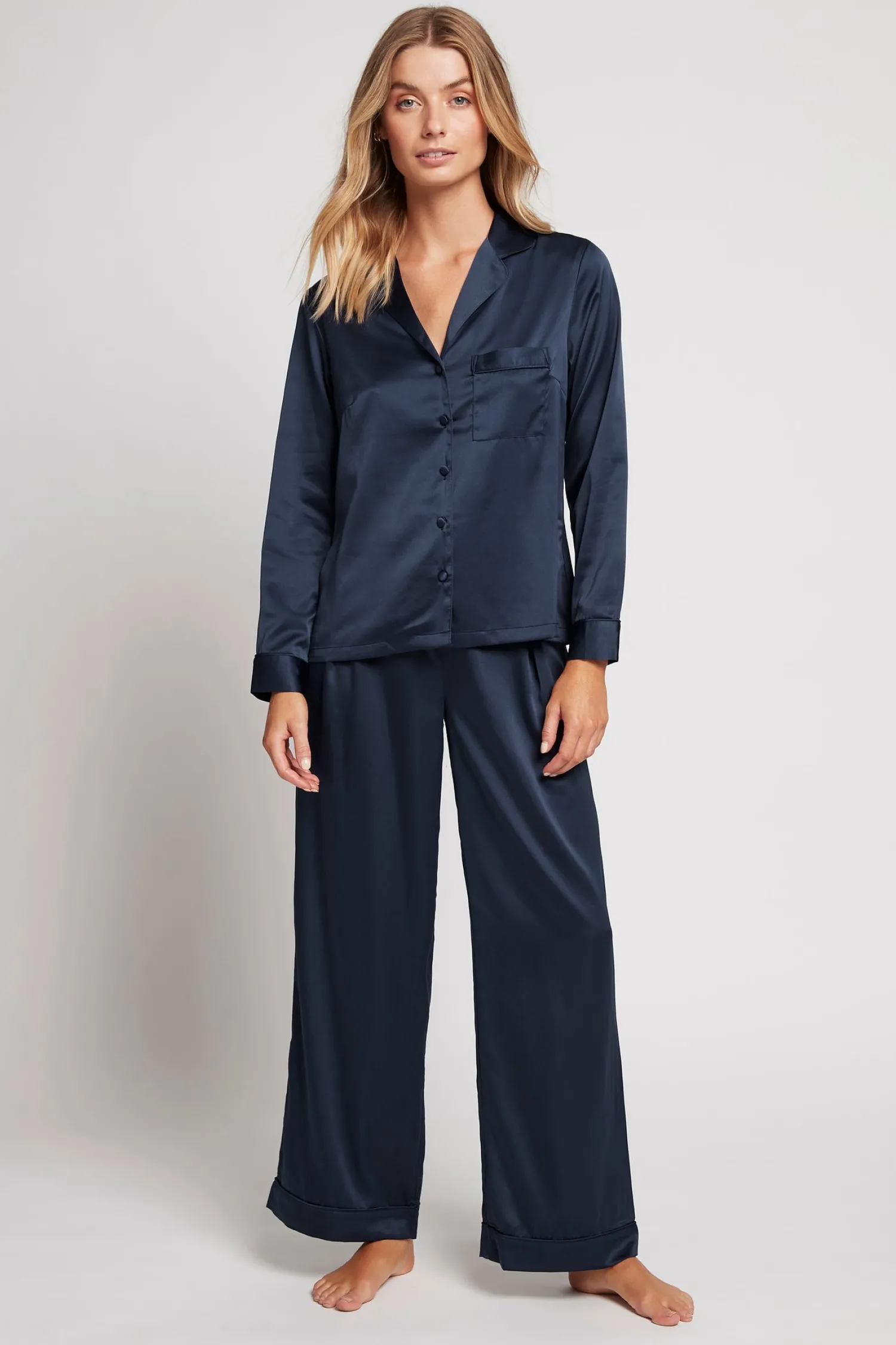 Homebodii Toni Lounge Pyjama Set Fashion